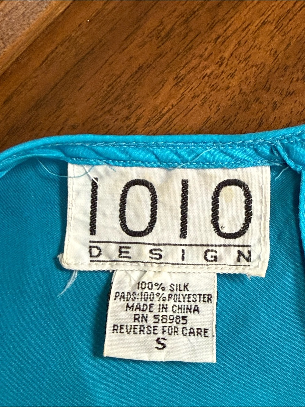 1010 Design Silk Blouse Small Turquoise Blue Short Sleeve Career Chic Top - Picture 7 of 9